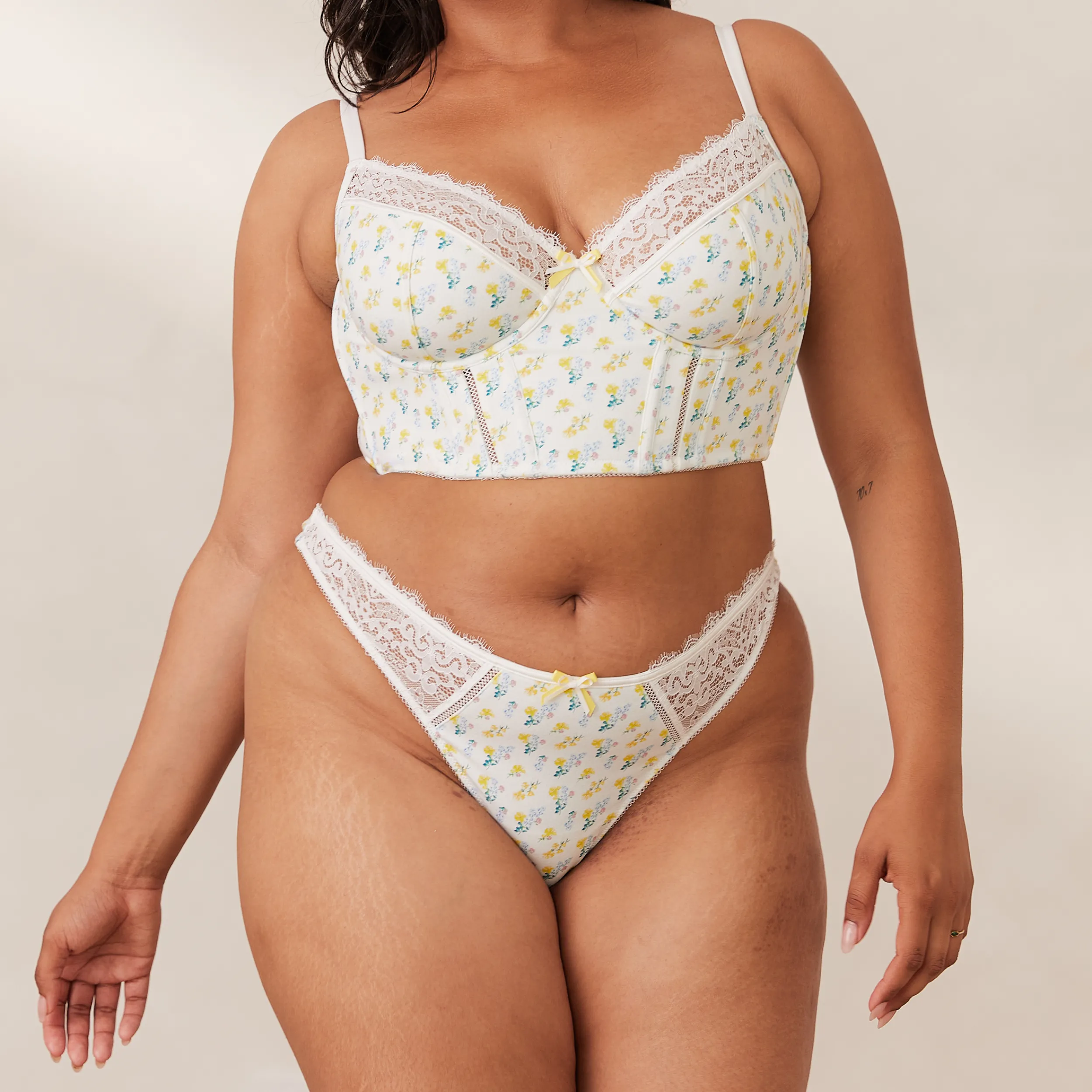 Lounge Underwear Longline<Sweet Longline BH - Blommig Vit BlommigVit