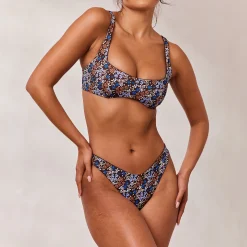 Lounge Underwear Bikinis<Vändbar Plunge Bikinitopp - Brun/Blommig Brun/Blommig